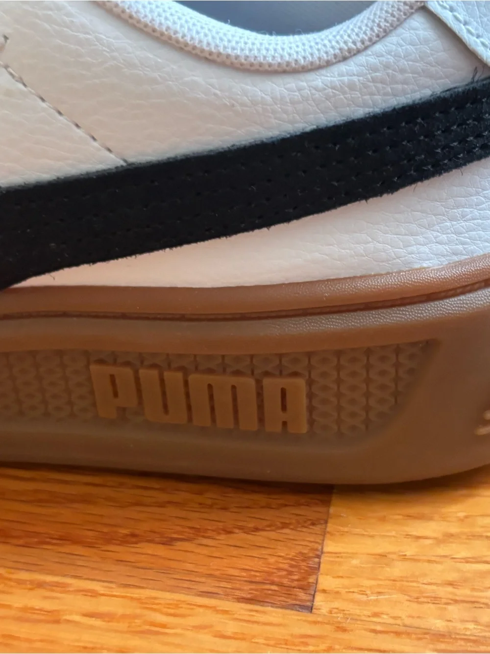 Puma White Sneakers with Black Stripe and Gum Sole
